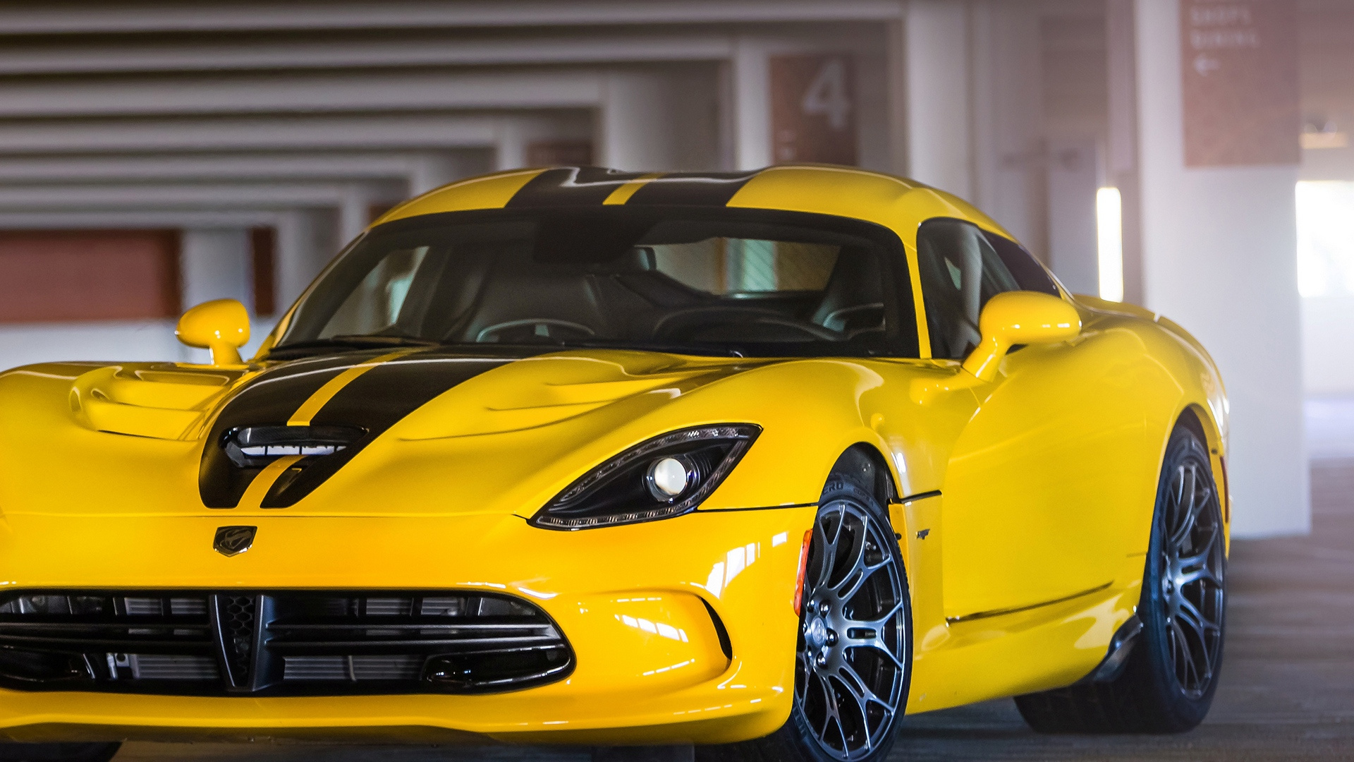 Dodge Viper Yellow