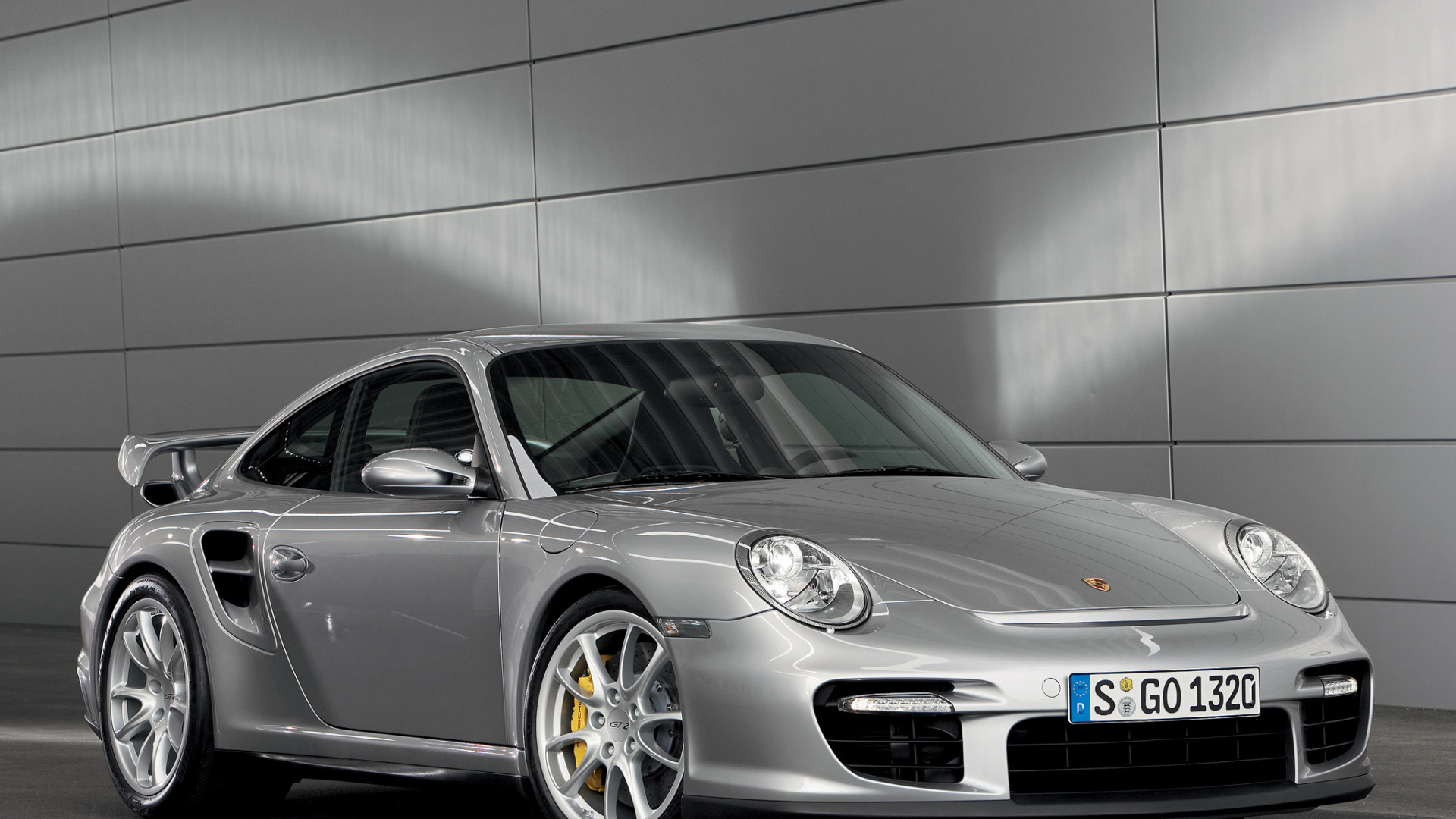 Машина Porsche 911