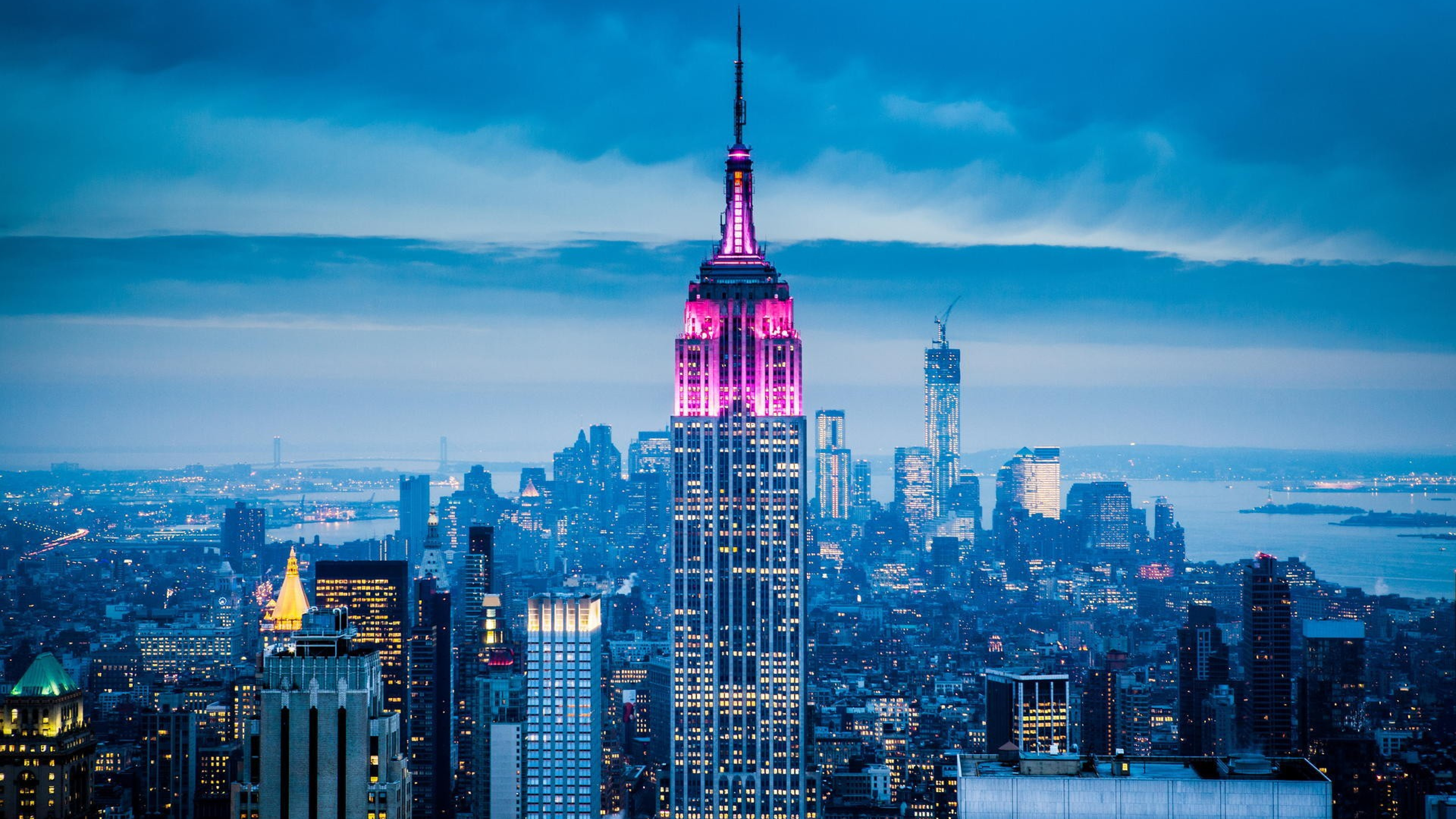 Билдинг в нью-йорке. Башня в нью йорке эмпайр стейт билдинг. Эмпайр-стейт-билдинг нью-йорк высота. Импариез зтейт билдинг. Эмпайр стейт билдинг.