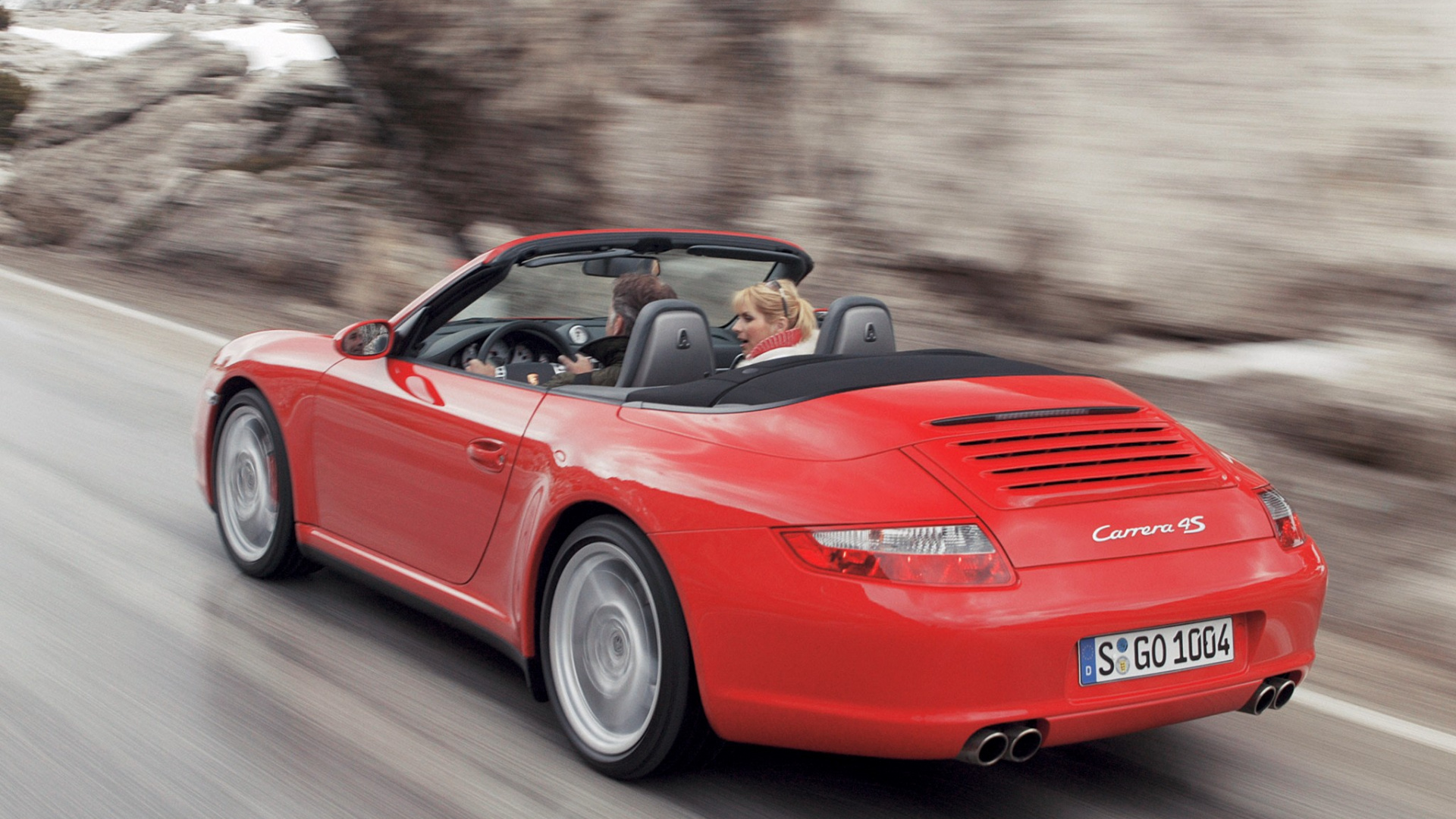 Porsche 911 Carrera 4s Cabriolet Yellow