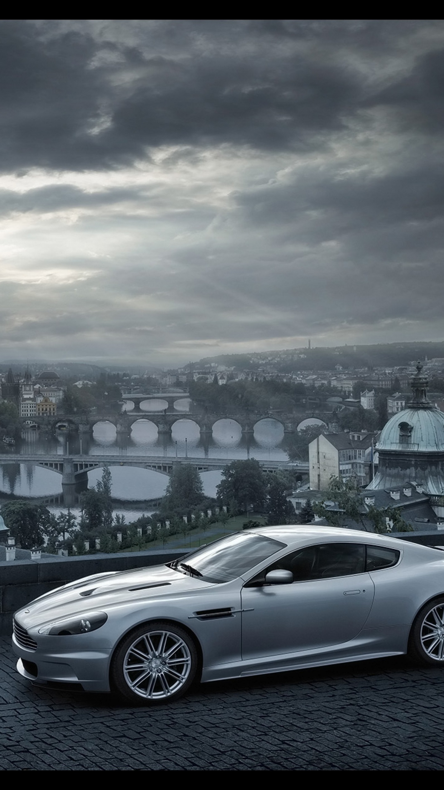 Aston Martin db9 РѕР±РѕРё