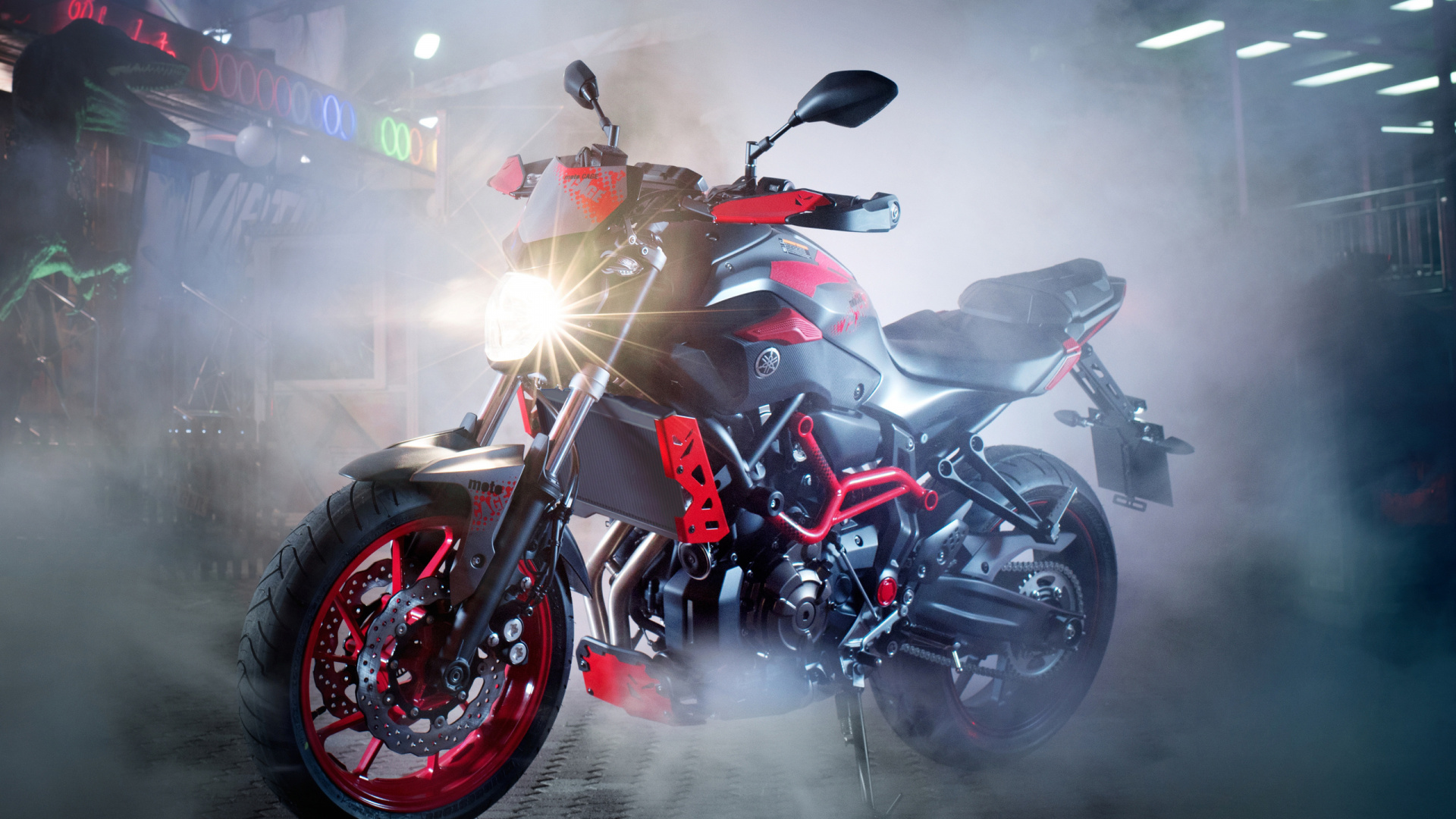 РњРѕС‚РѕС†РёРєР» Yamaha MT 09 Р’ РЅРѕС‡Рё