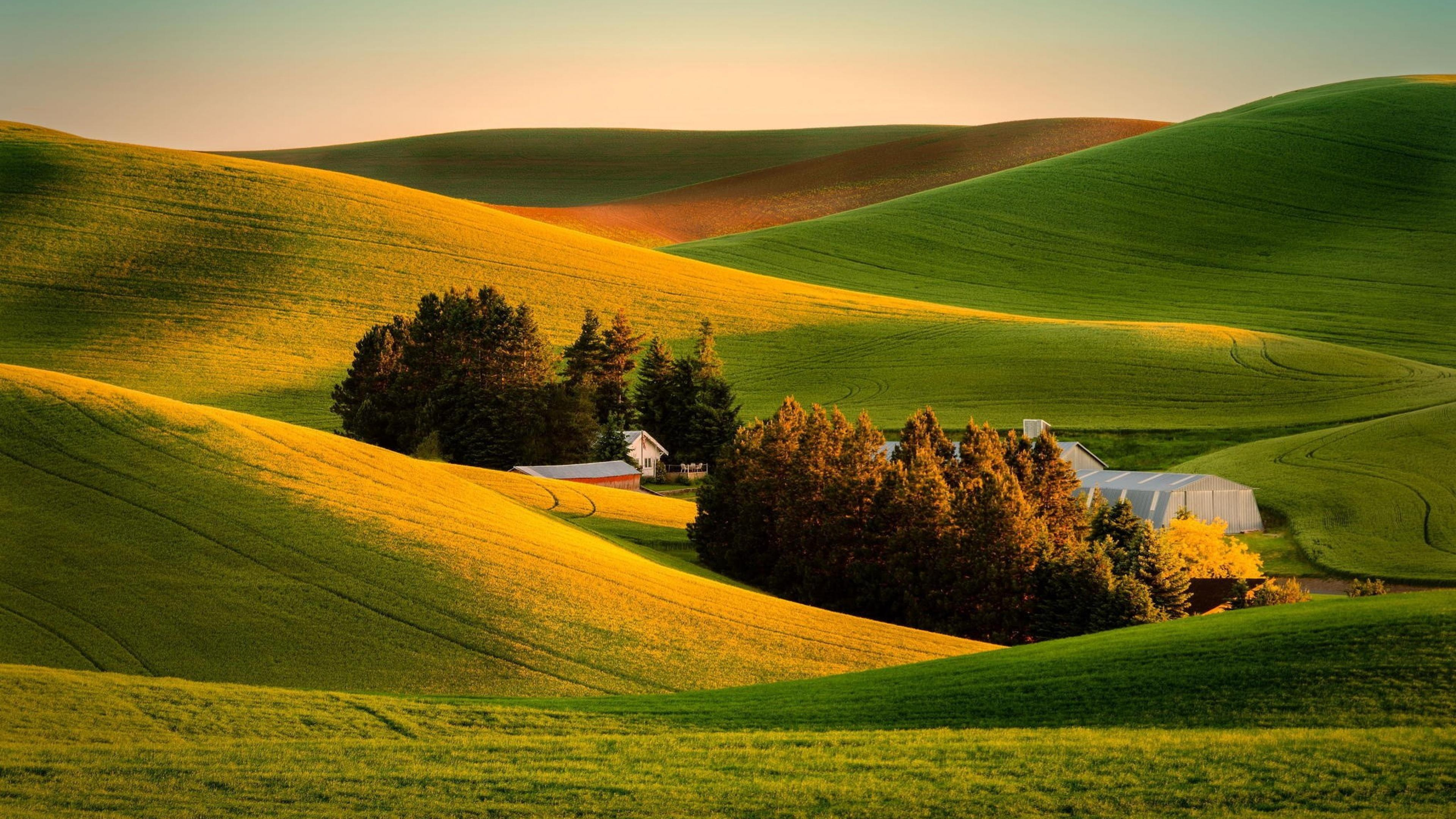 Beautiful hill. Паданская равнина Италия. Паданская равнина Италия фото. Холмистая равнина Тоскана. Нидерланды холмы.
