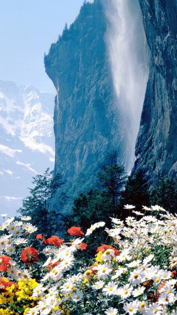 Альпийские водопады Швейцария