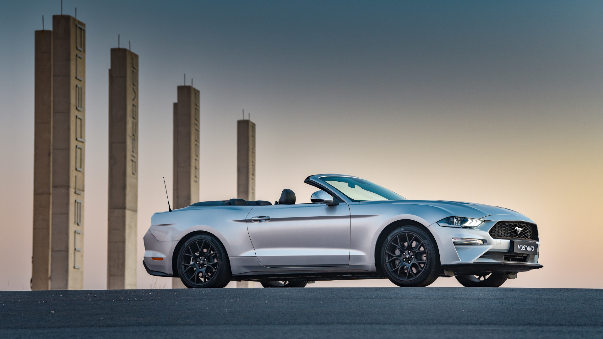 Ford Mustang 2019 кабриолет