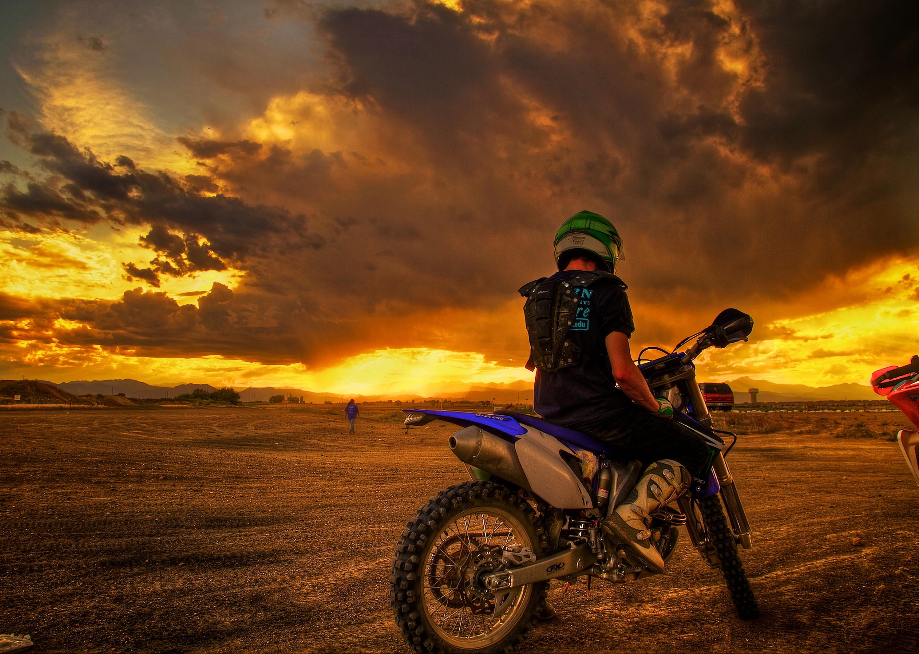 Мотокросс KTM фон