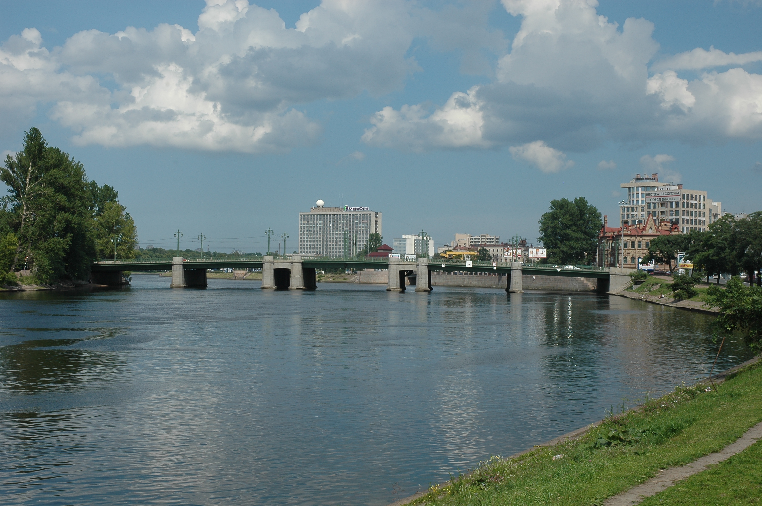 большой крестовский мост санкт петербург