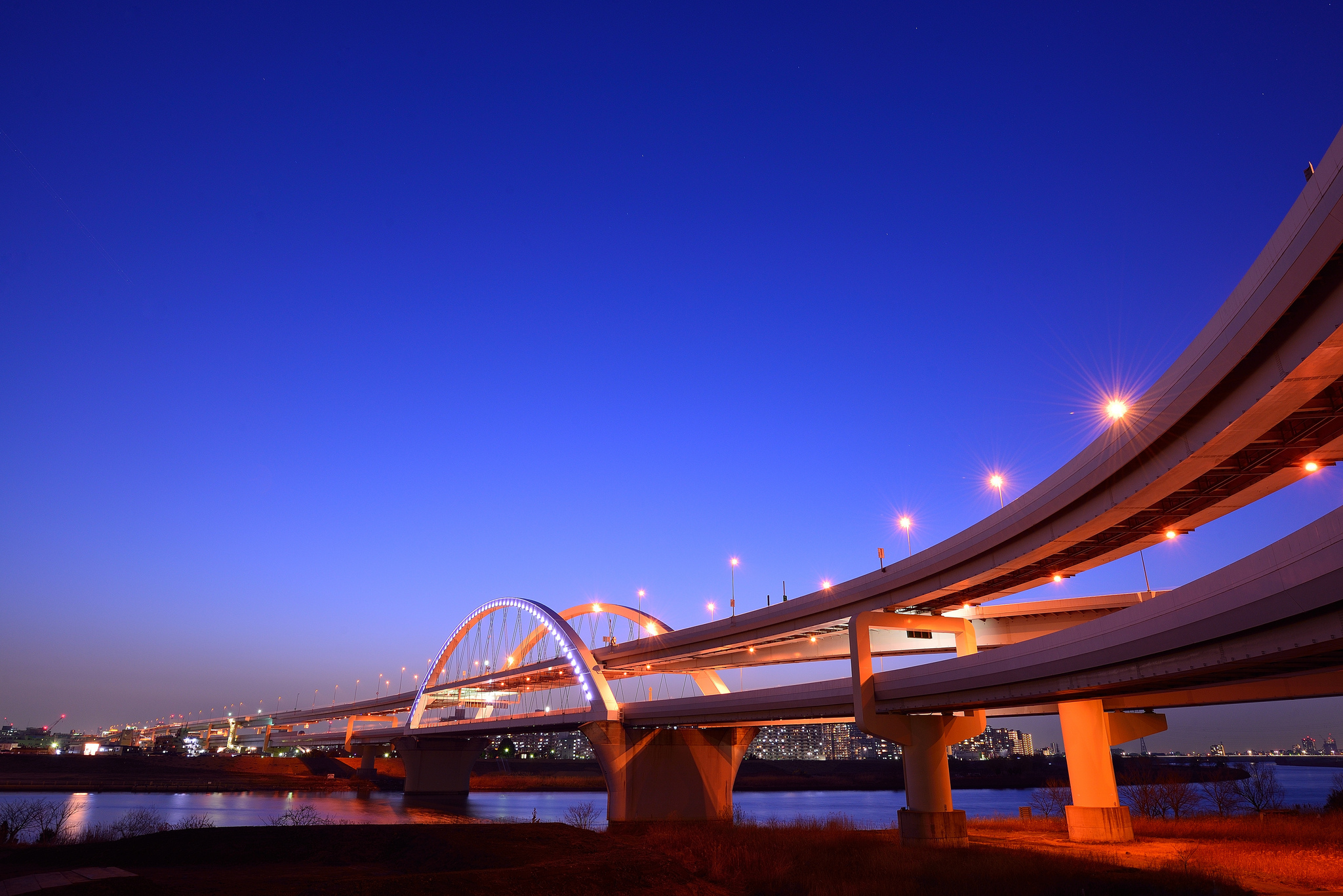 Man made works. Йокогама Япония мост. Мост Йокогама ночь. Мост Йокогама Бэй. Yokohama Bay Bridge Иокогама.