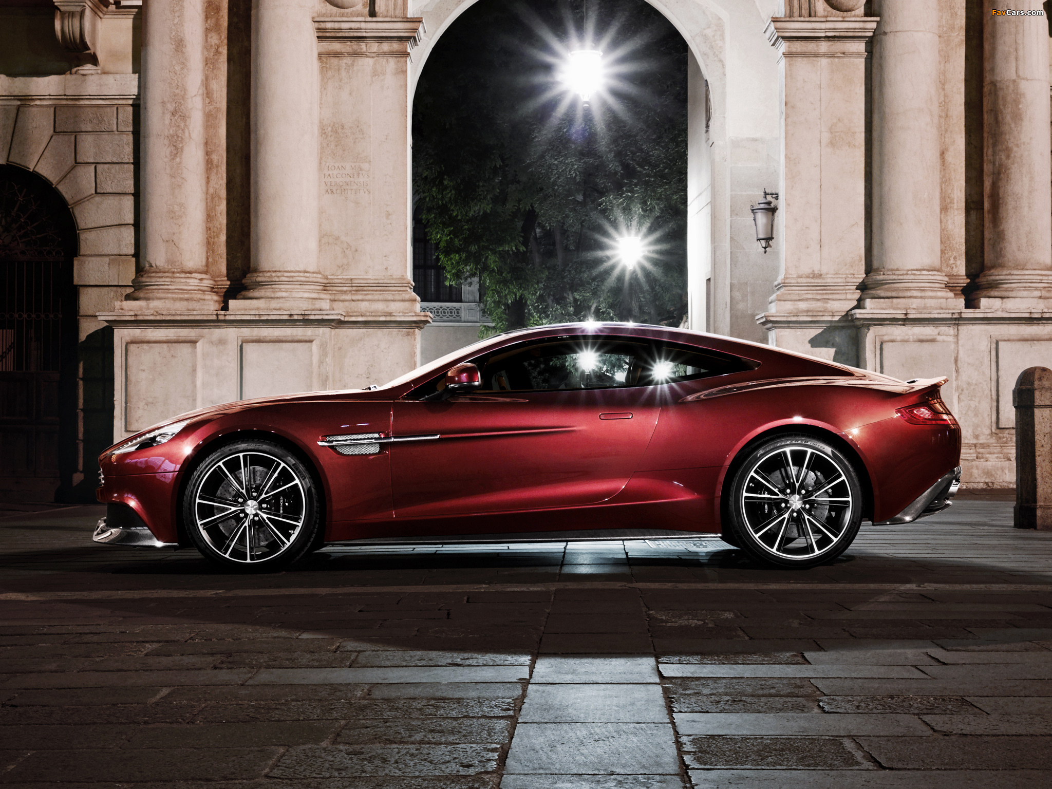 Lexus спорткар 2015