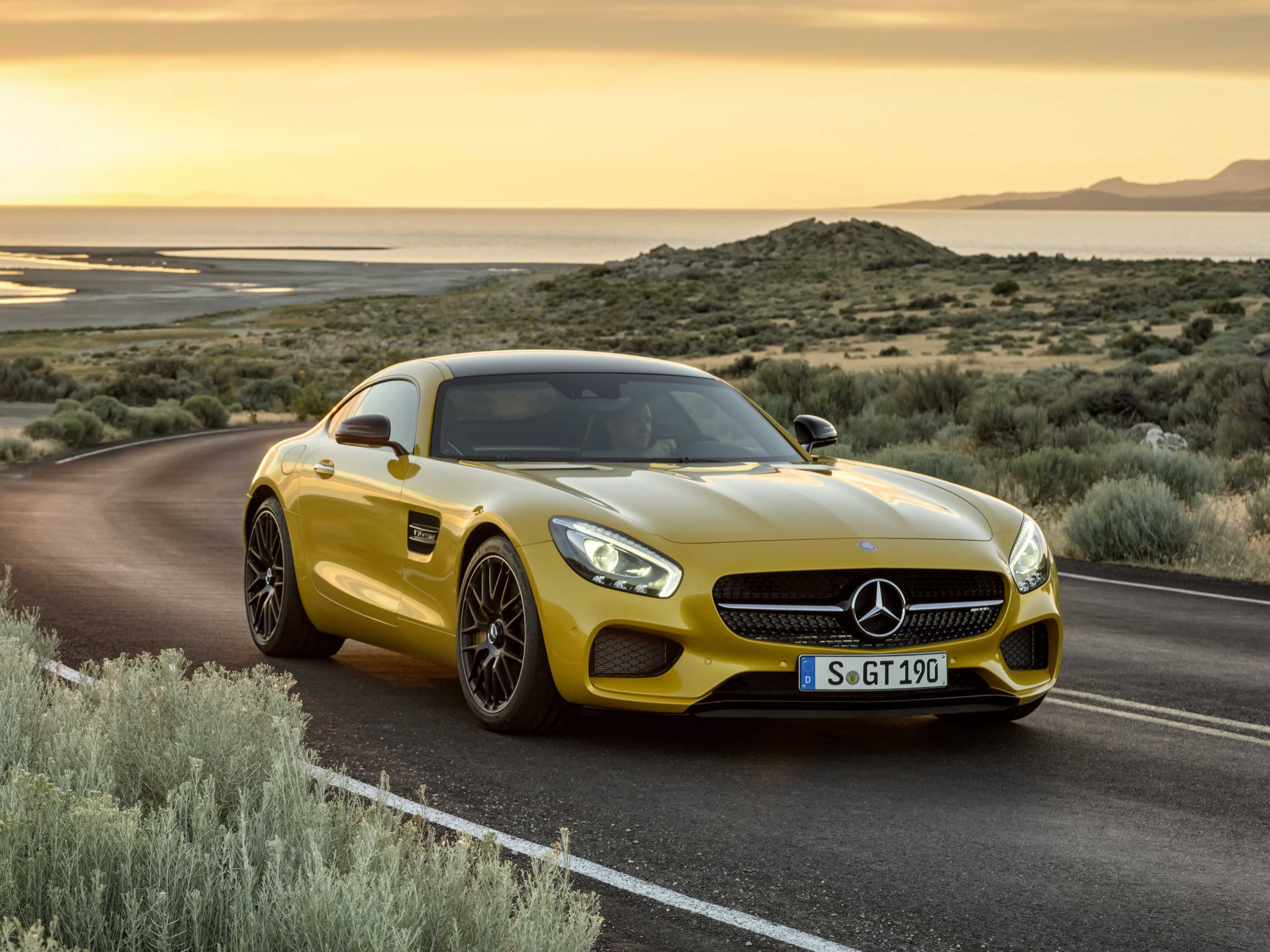 Mersedes benz amg. Mercedes AMG GTS. Мерседес Бенц АМГ ГТ. Мерседес АМГ gt s. Mercedes AMG gt 2014.