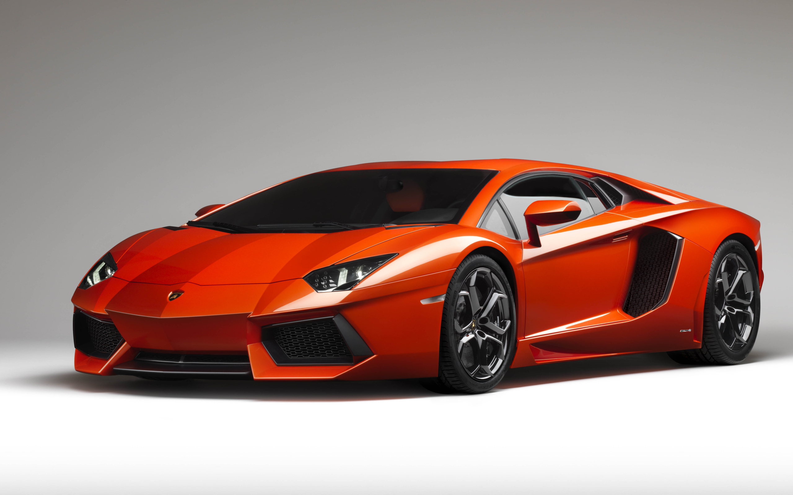 Lamborghini Aventador lp700