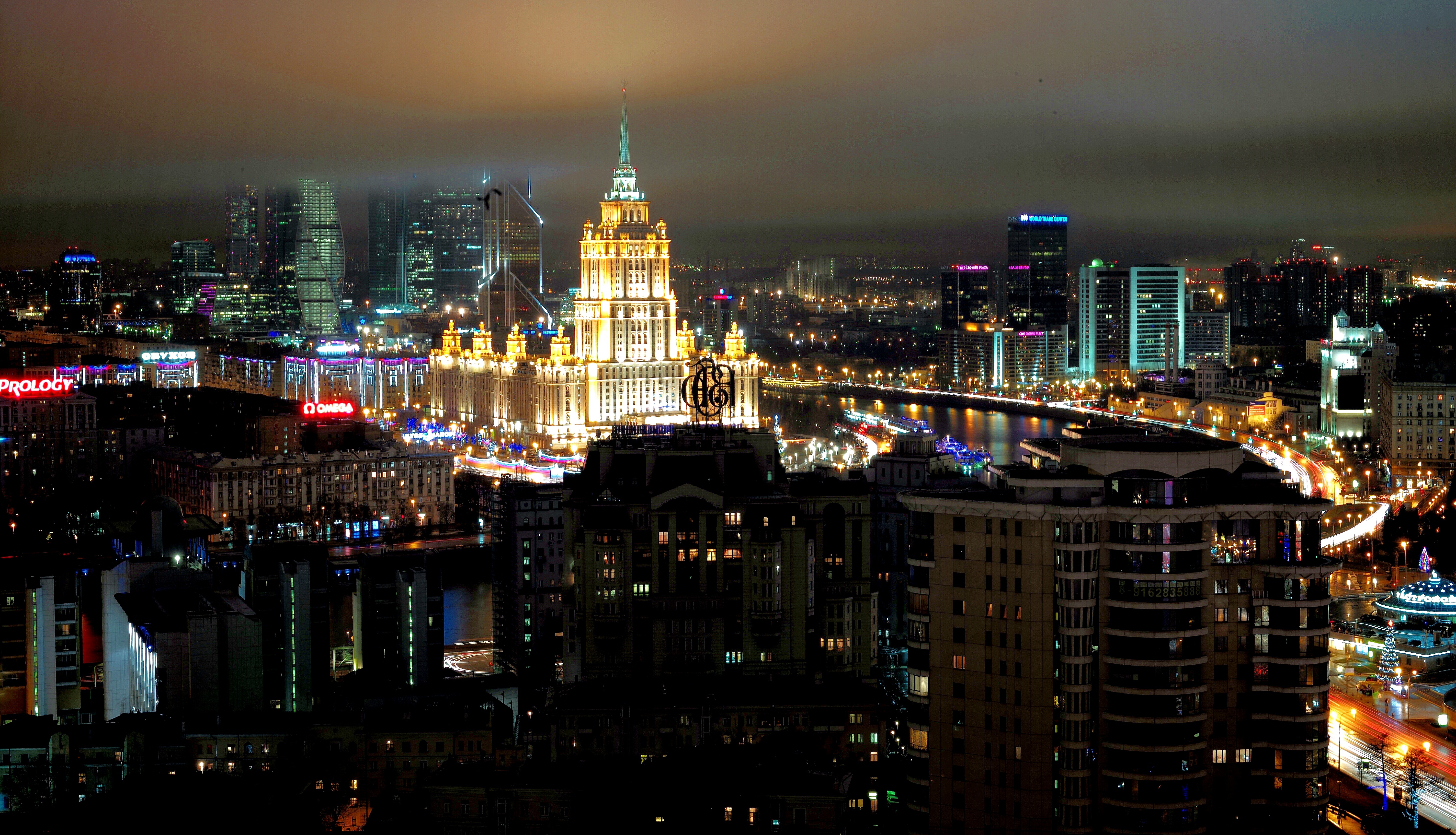 Moscow town. Ночная Москва. Москва 5k. Ночная Москва 4k. Москва 4л.