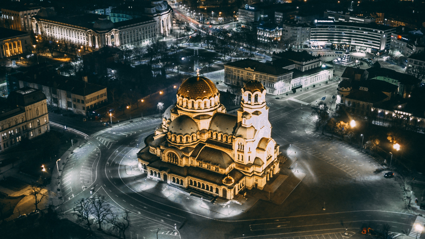 Обои CampFirebg, ночь, город, вода, ориентир в разрешении 1366x768