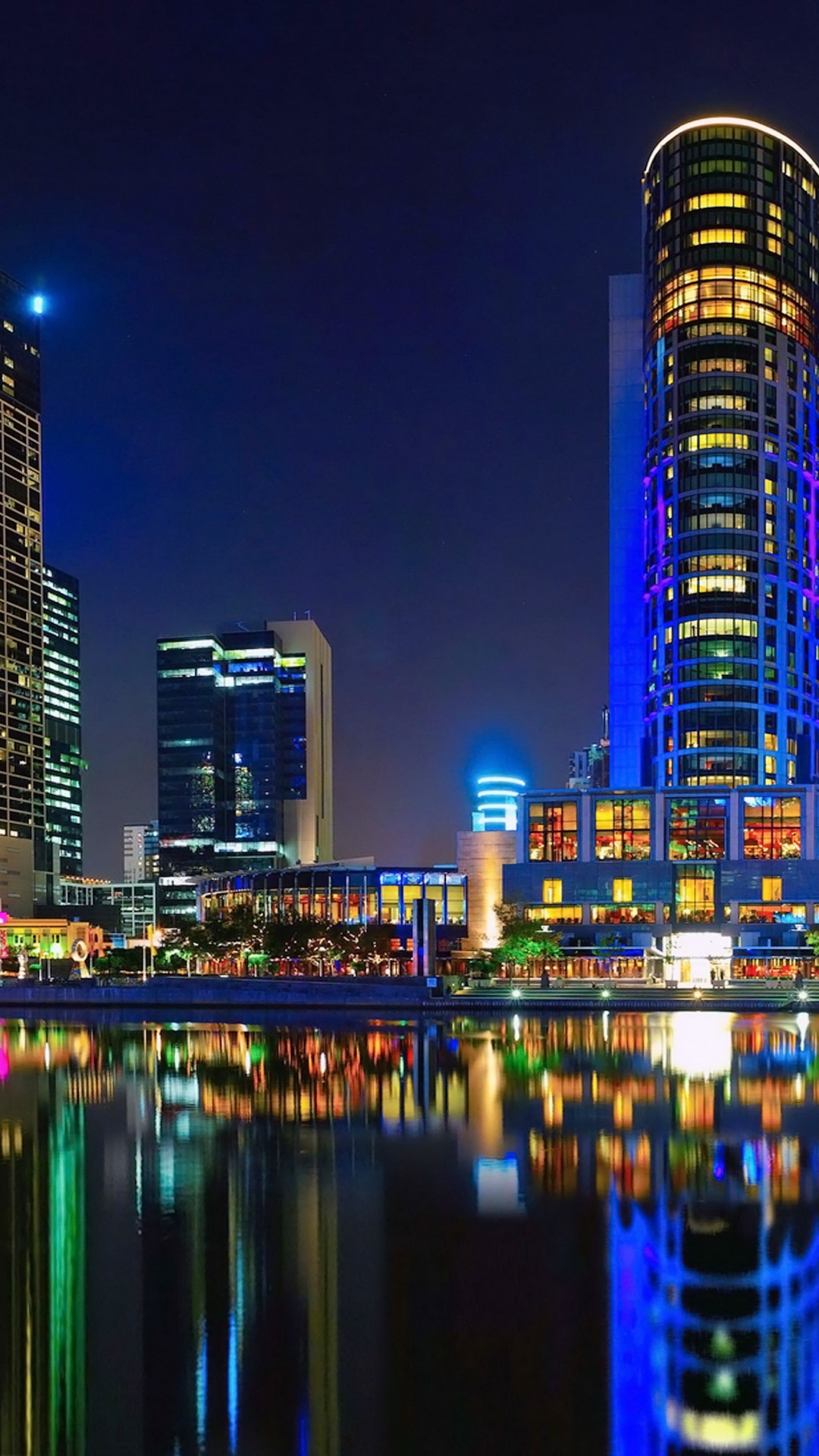 Обои городской пейзаж, город, отражение, ориентир, небоскреб в разрешении 1080x1920