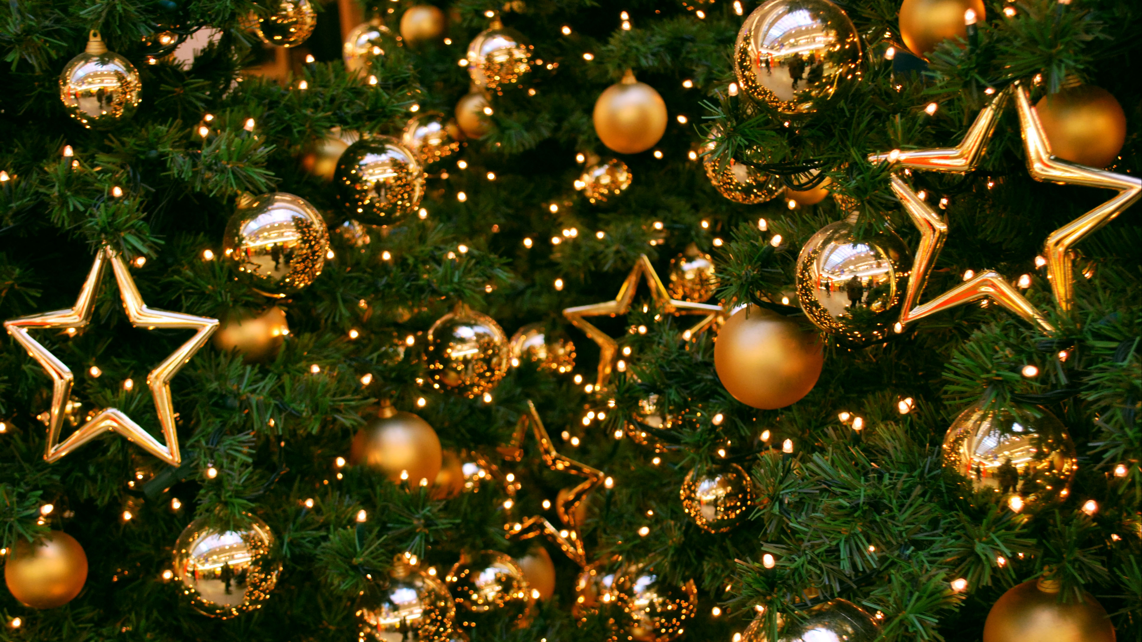 Обои елка, Рождественский день, праздник, рождественский орнамент, Новый год в разрешении 3840x2160