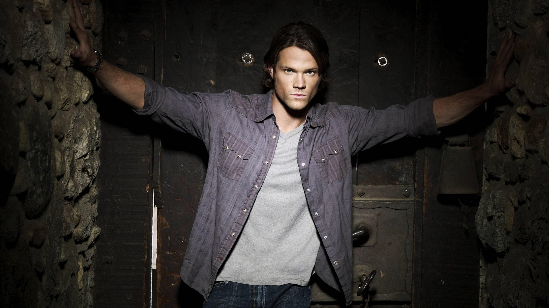 Обои Сэм Винчестер, Дин Винчестер, сверхъестественное, стояние, забава в разрешении 1920x1080