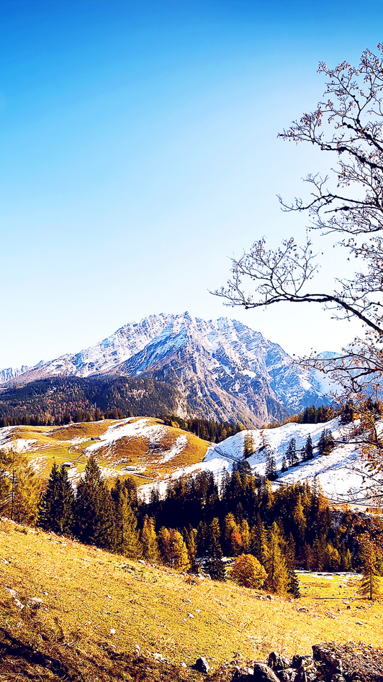 Обои гора, осень, горный рельеф, снег, зима в разрешении 750x1334
