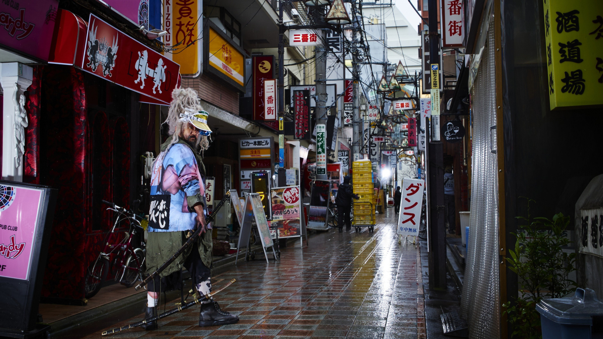 Обои улица, городок, аллея, городской район, пешеход в разрешении 1920x1080