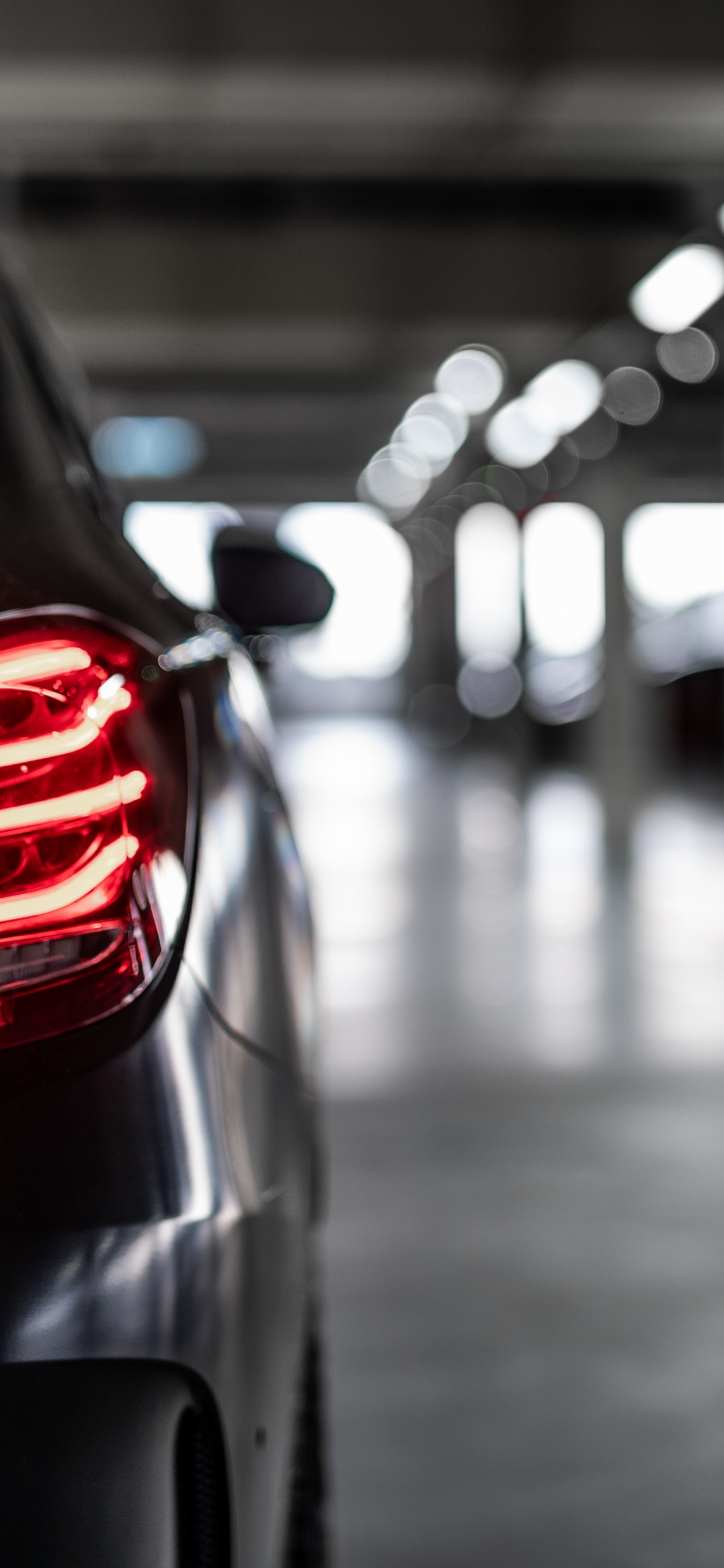 Обои фара, компактный автомобиль, авто, автомобиль, mercedes benz в разрешении 1242x2688