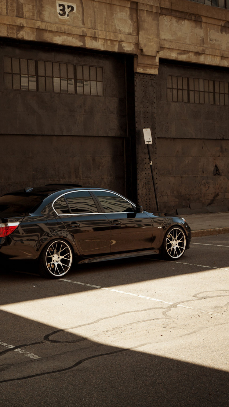 Обои БМВ М5, bmw 5 series, авто, bmw, BMW 5 Series E60 в разрешении 750x1334