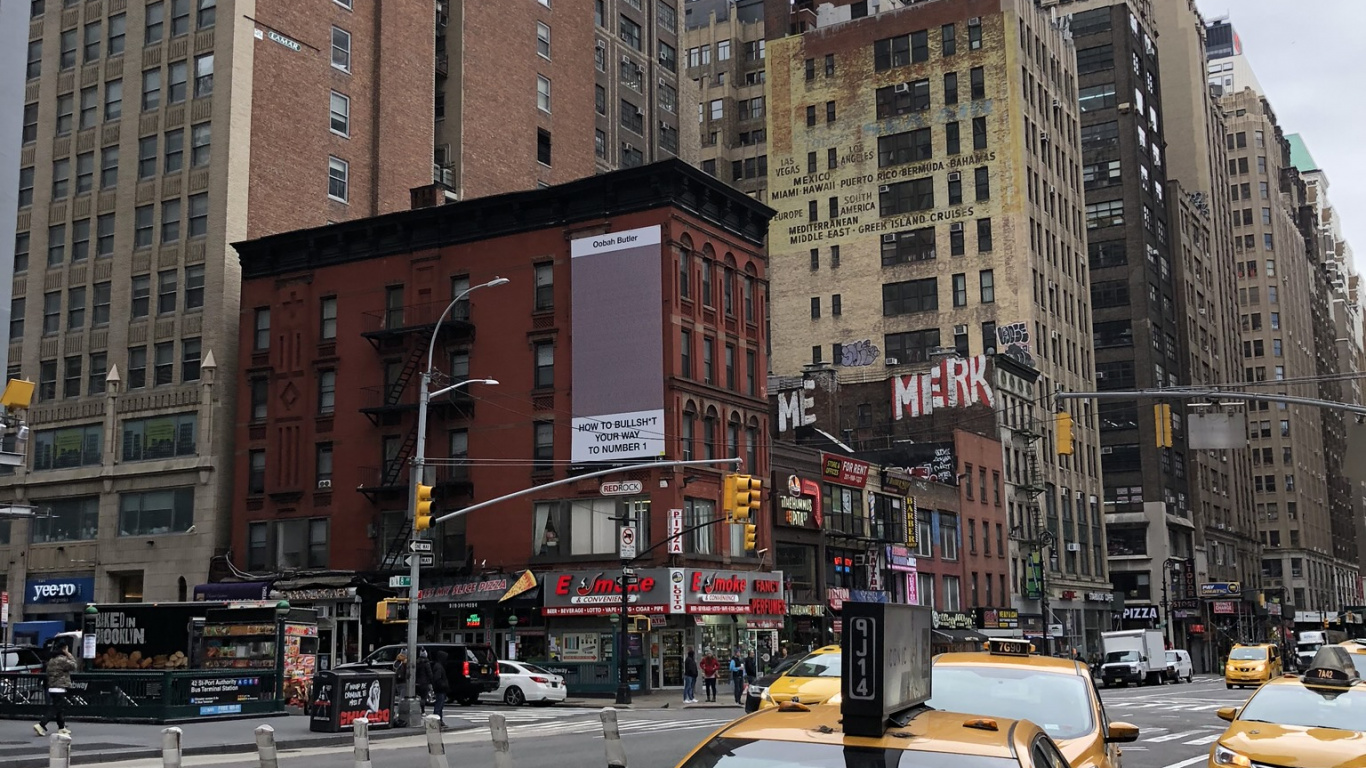 Обои Нью-Йорк, Король, окно, компактный автомобиль, автомобиль среднего размера в разрешении 1366x768