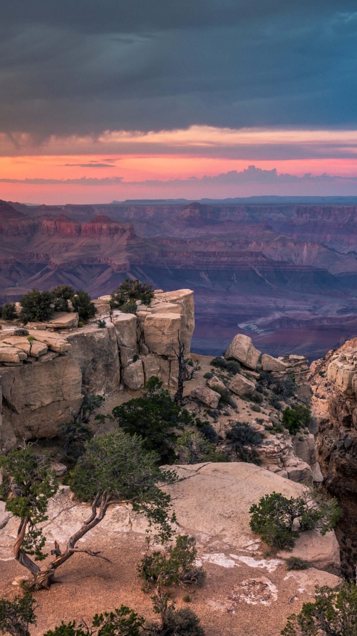 Обои большой каньон, Гранд Каньон Виллидж, каньон, бесплодные земли, формирование в разрешении 720x1280