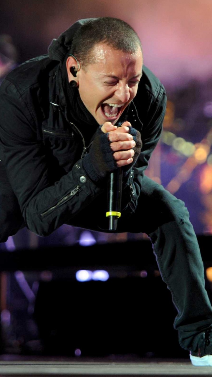 Обои Честер Беннингтон, Линкин Парк, Представление, музыкальный исполнитель, развлечение в разрешении 720x1280