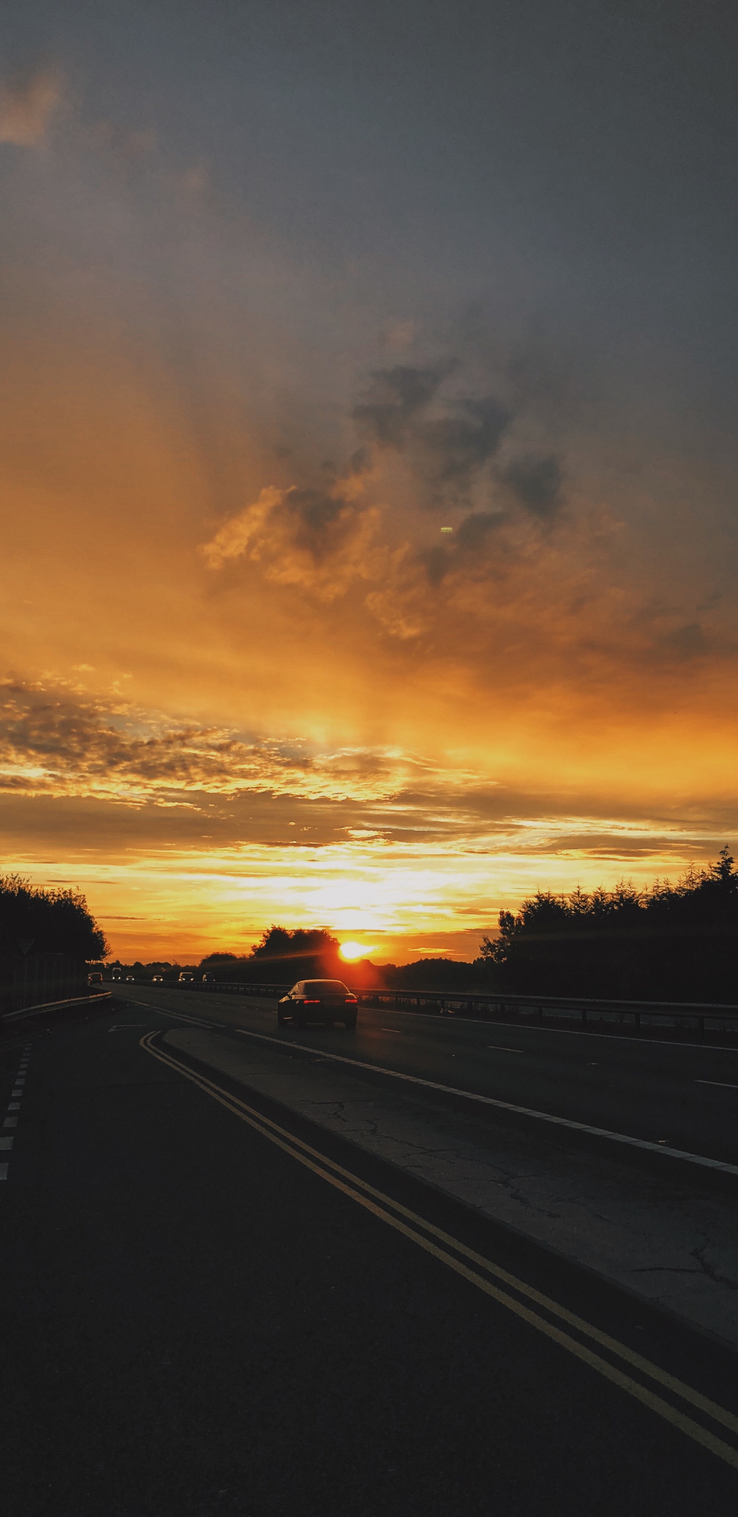 Обои облако, дорога, горизонт, закат, восход солнца в разрешении 1440x2960