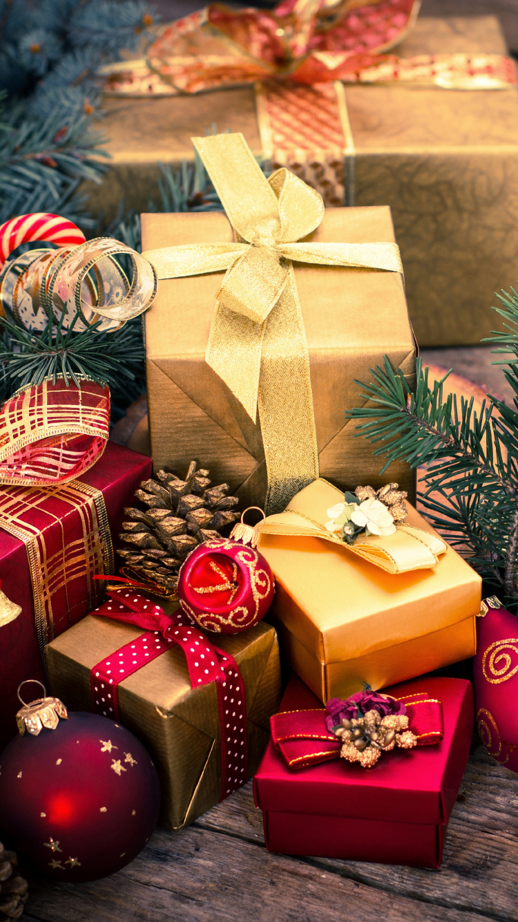 Обои подарок, Рождественский день, Рождественский подарок, елка, рождественский орнамент в разрешении 750x1334