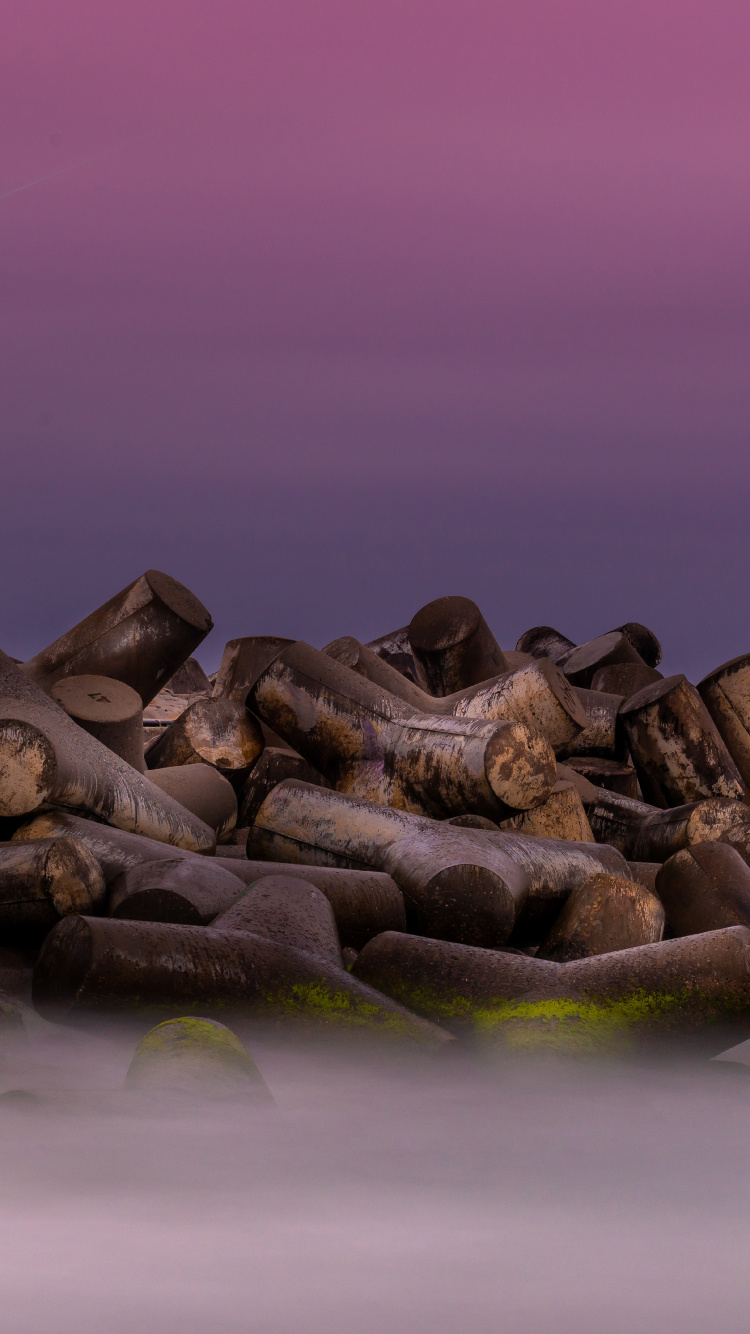 Обои Маяк, вода, вышка, древесина, Сигнальная башня в разрешении 750x1334