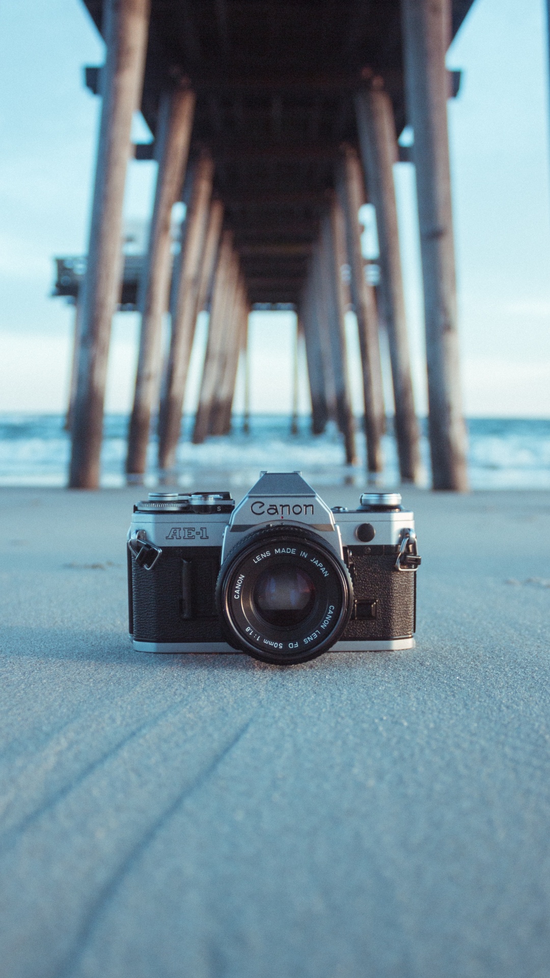 Обои камера, объектив камеры, цифровой фотоаппарат, оптика камеры, аксессуары для камеры в разрешении 1080x1920