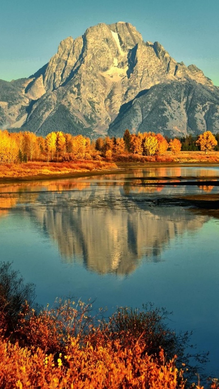 Обои отражение, природа, гора, горный рельеф, дикая местность в разрешении 720x1280