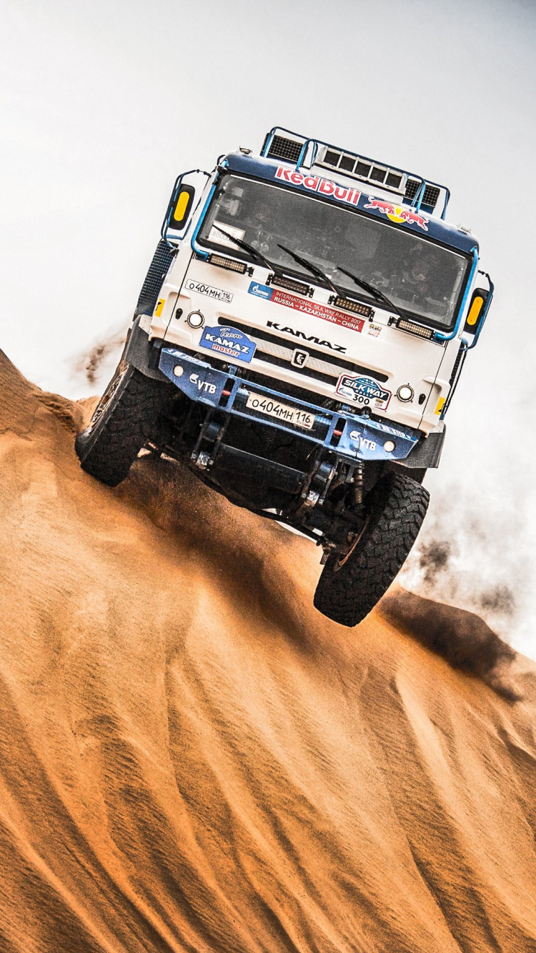 Обои легковые автомобили, КАМАЗ, КАМАЗ мастер, шина, колесо в разрешении 750x1334