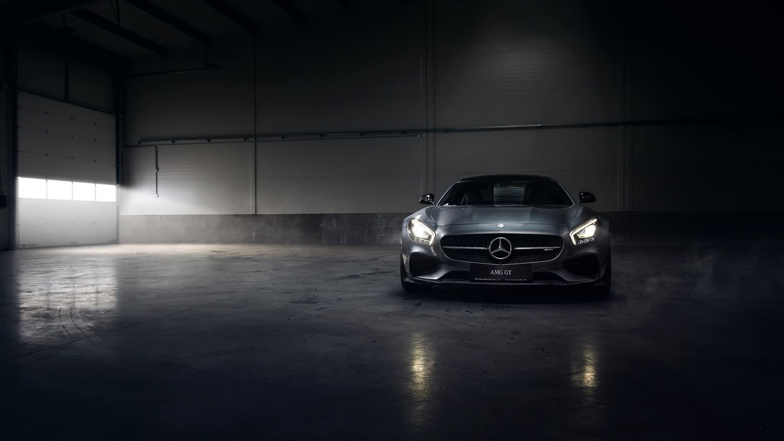 Обои авто, Гранд туреры, автомобильное освещение, свет, колесо в разрешении 2560x1440