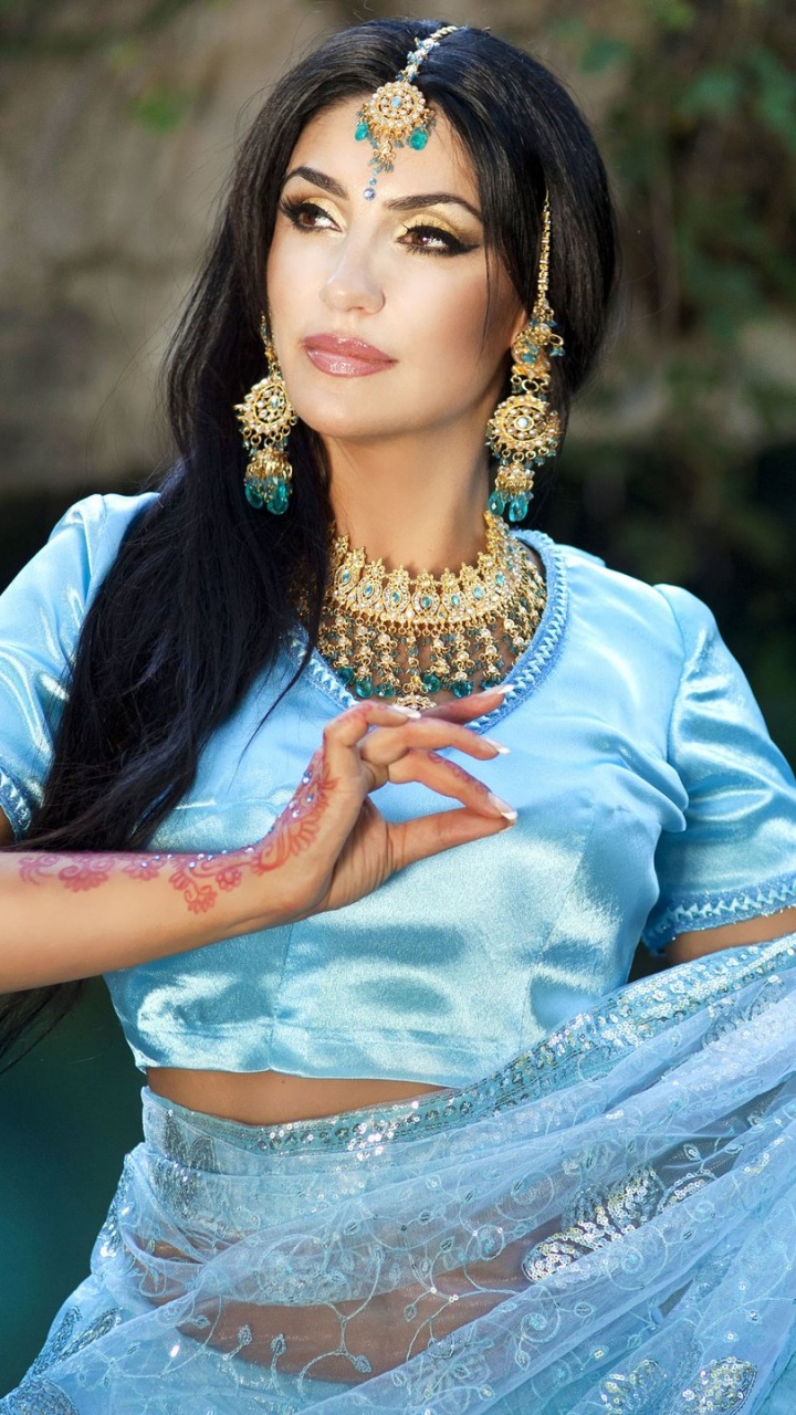 Обои красота, официальная одежда, модель, леди, одежда в разрешении 720x1280