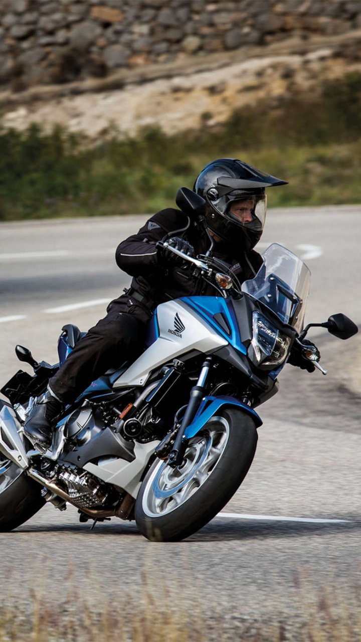 Обои Honda Motor Company, мотоцикл, мотоспорт, гоночный, Монреаль Выставка Мотоциклов в разрешении 720x1280