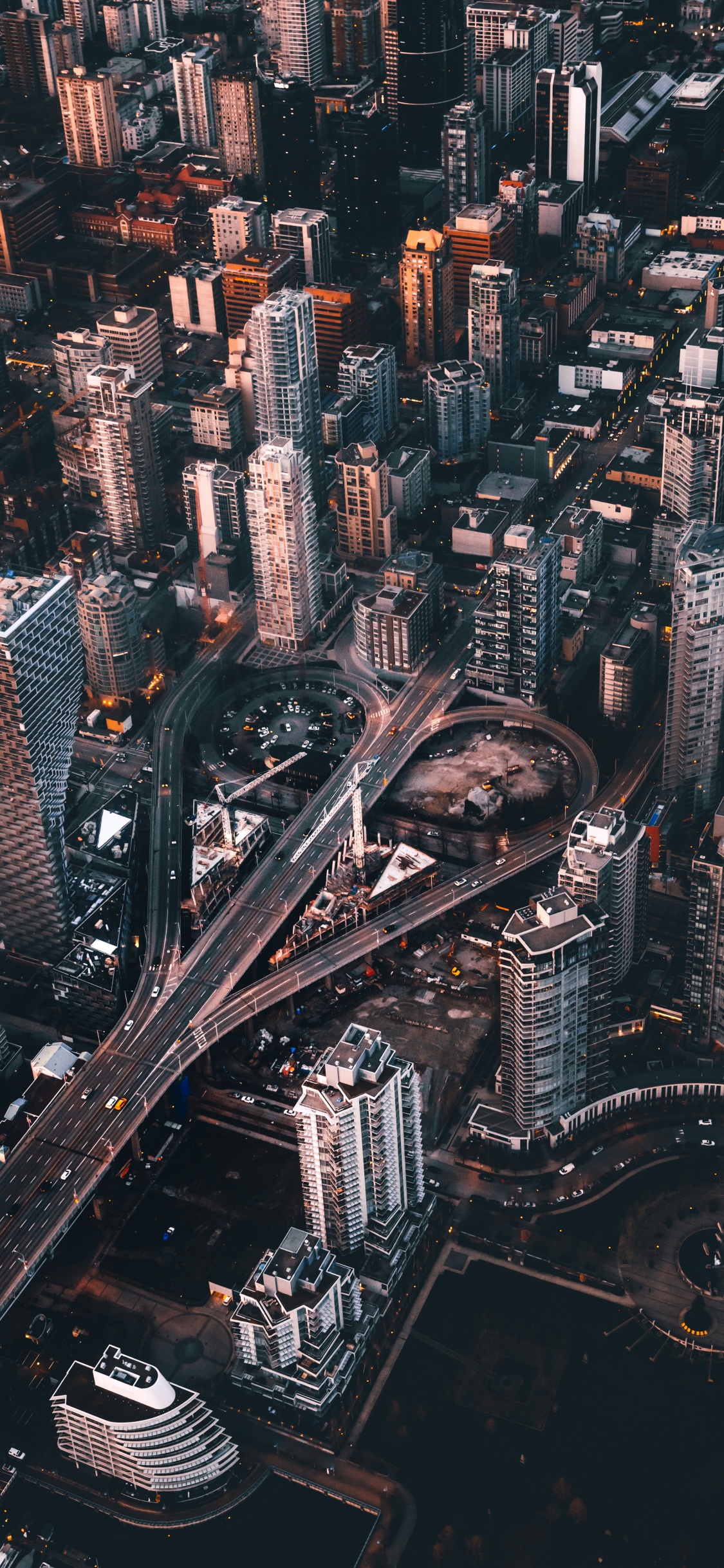 Обои метрополия, городской пейзаж, городской район, город, населенный пункт в разрешении 1125x2436