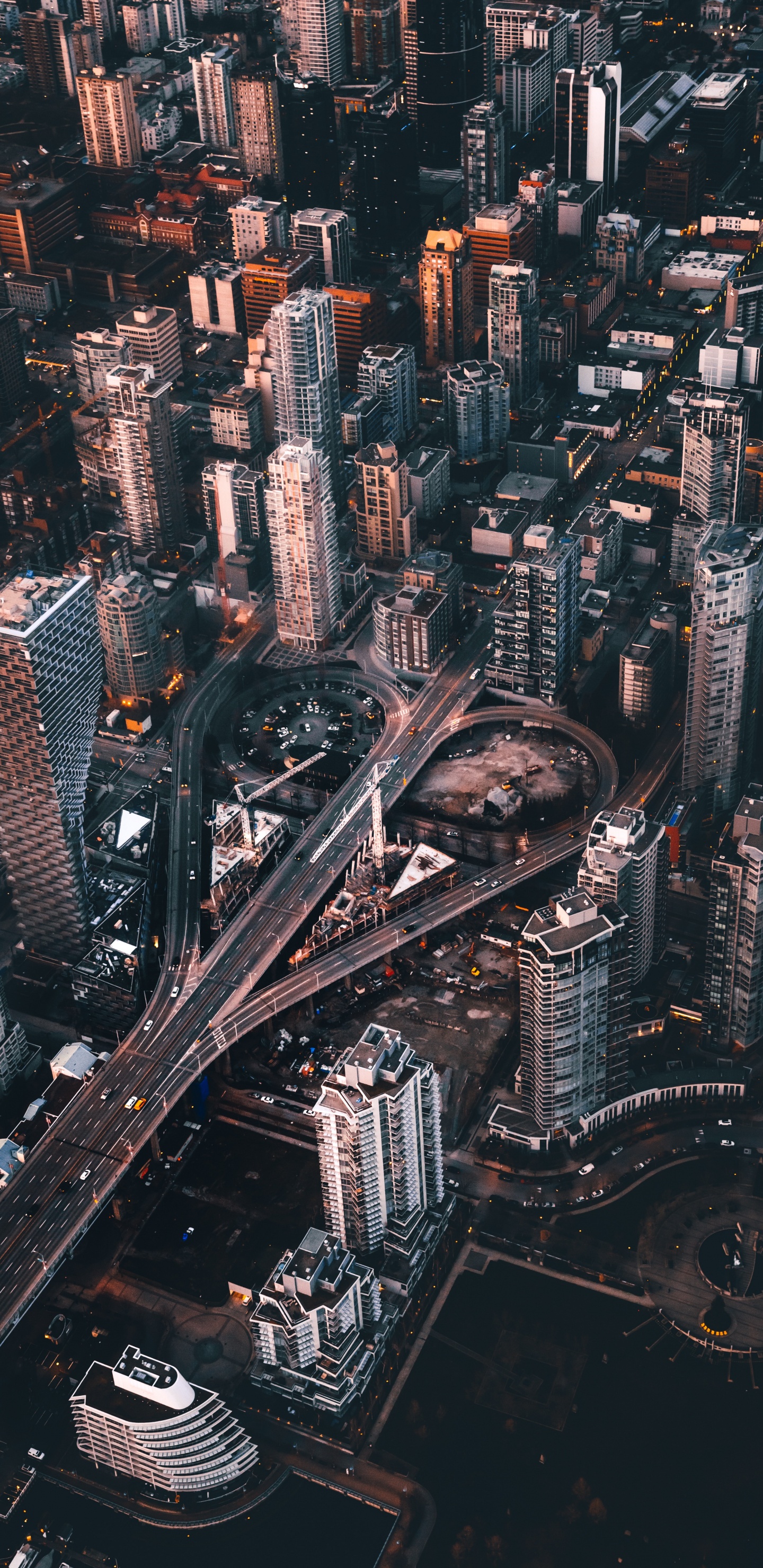 Обои метрополия, городской пейзаж, городской район, город, населенный пункт в разрешении 1440x2960