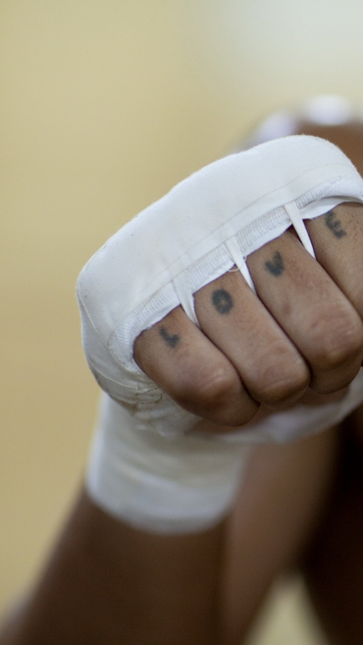 Обои муай тай, восточные единоборства, бокс, рука, мышца в разрешении 720x1280