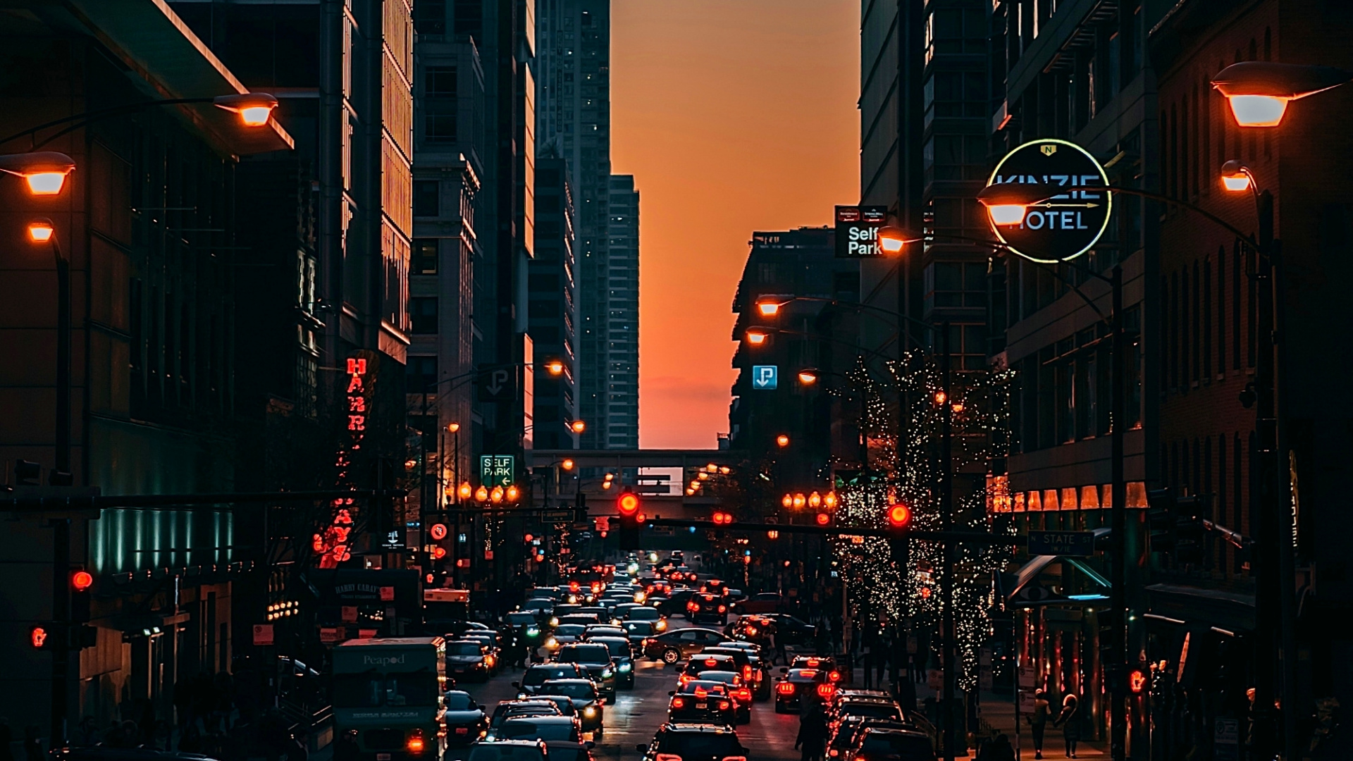 Обои трамвайная площадь, ты ушел отсюда, здание, легковые автомобили, дневное время в разрешении 1920x1080