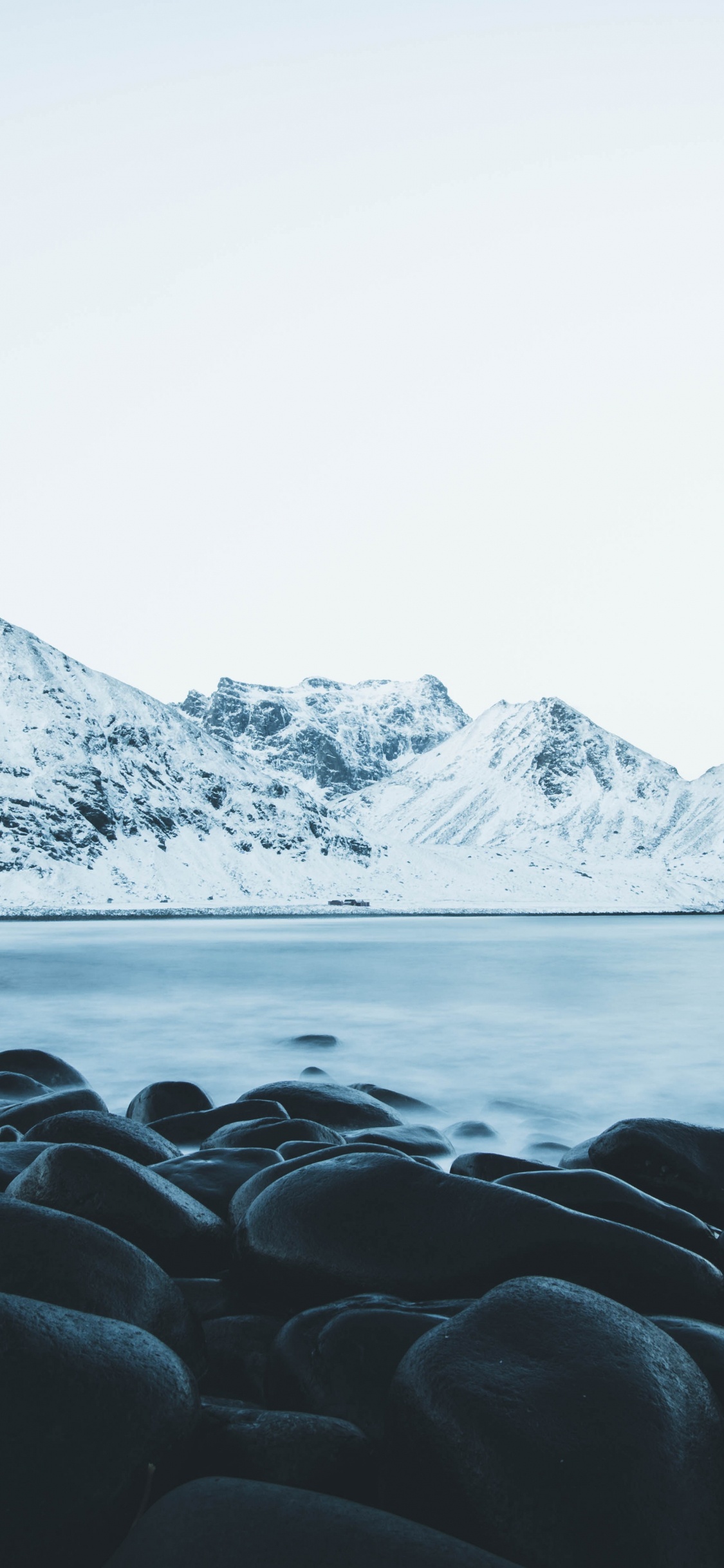 Обои море, вода, океан, побережье, рок в разрешении 1125x2436