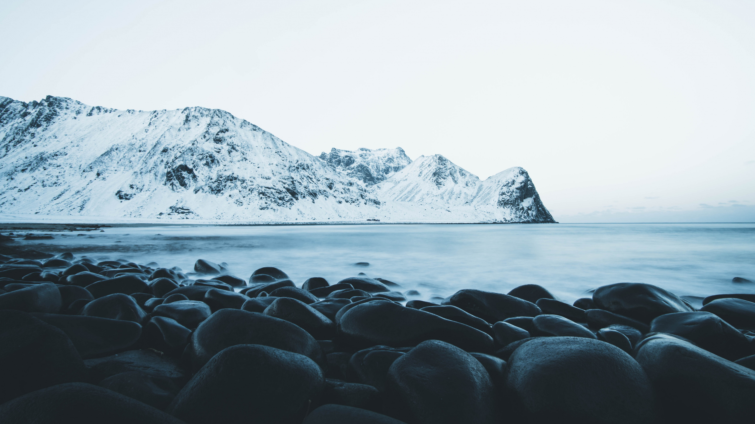 Обои море, вода, океан, побережье, рок в разрешении 2560x1440