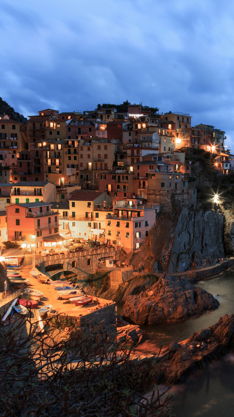 Обои побережье, море, обрыв, мыс, историческое место в разрешении 750x1334