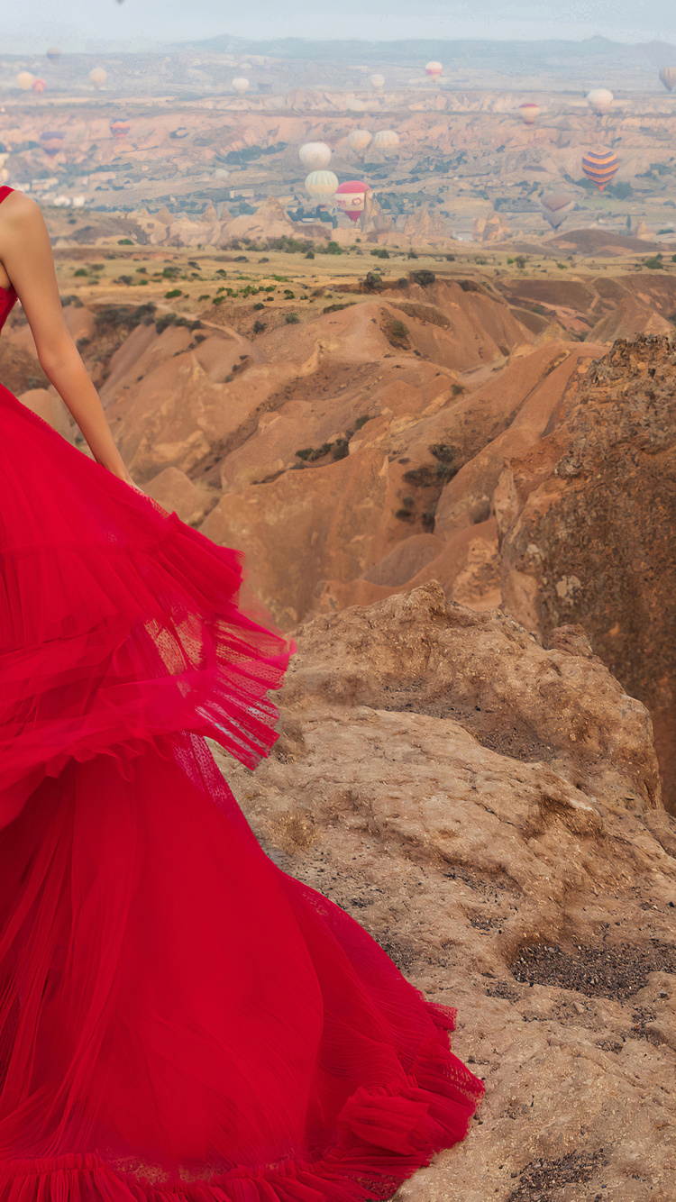 Обои Виктория Джастис, плечо, экорегион, Люди в природе, рукав в разрешении 750x1334