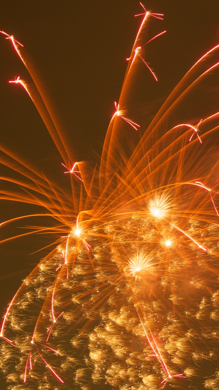 Обои салют, вечеринка, день нового года, ночь, свет в разрешении 720x1280