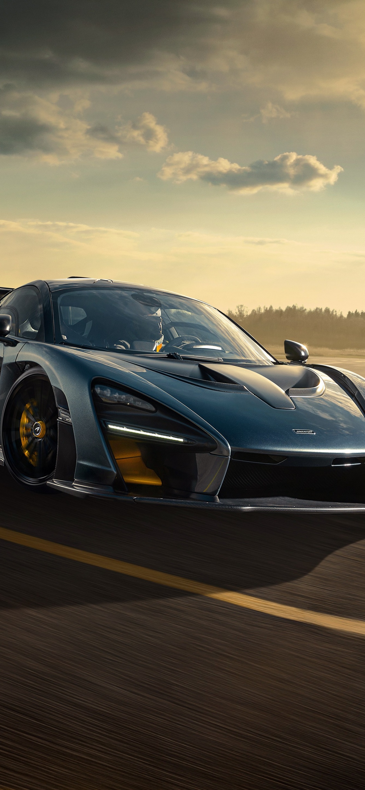 Обои mclaren senna, Макларен, легковые автомобили, спорткар, mclaren automotive в разрешении 1242x2688