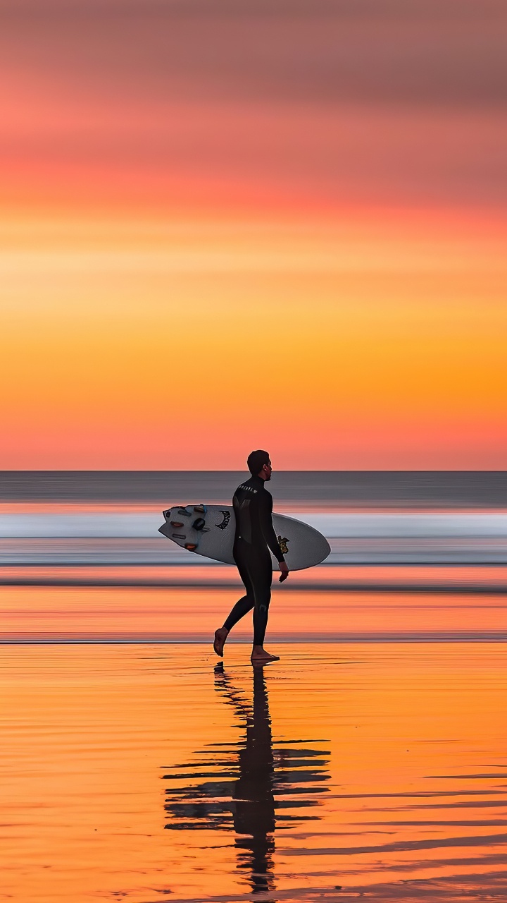 Обои море, вода, серфинг, доска, Люди в природе в разрешении 720x1280