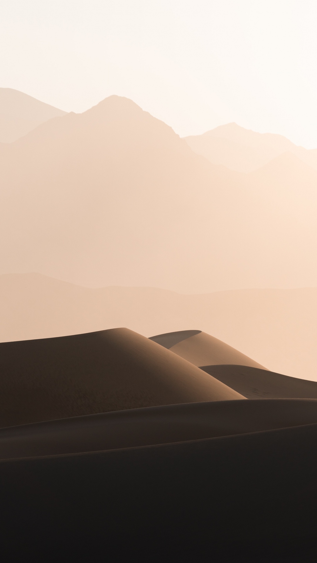 Обои поющий песок, гора, природа, природный ландшафт, солнечный свет в разрешении 1080x1920