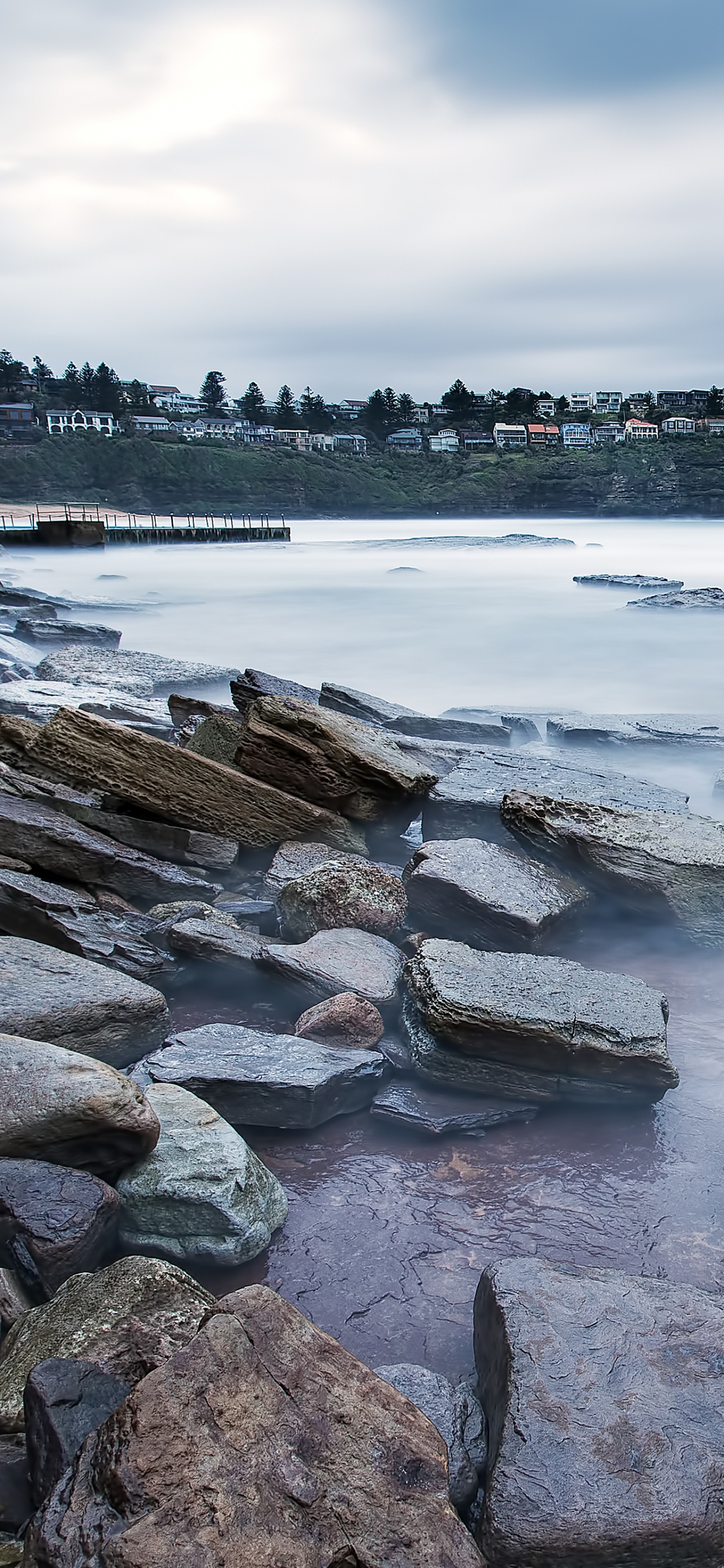 Обои побережье, море, берег, рок, вода в разрешении 1242x2688