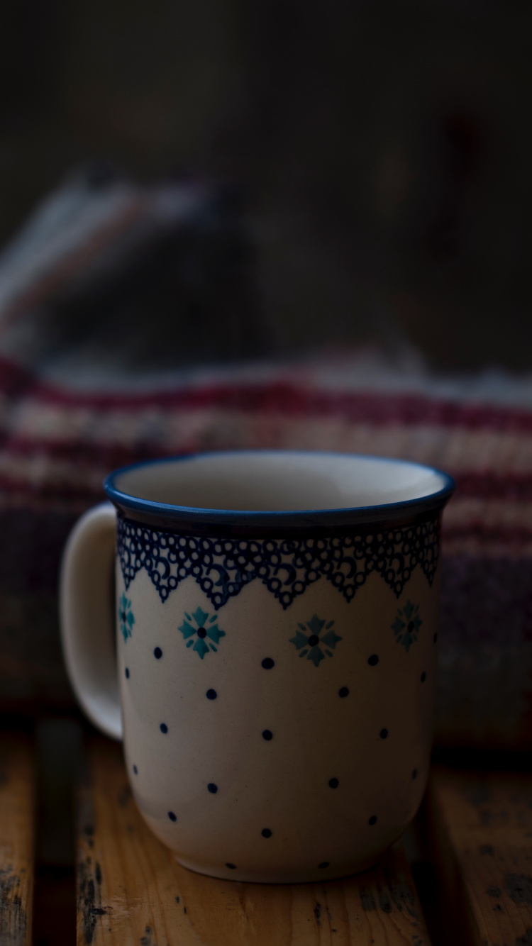 Обои кофейная чашка, керамический материал, чашка, керамика, Рождественский день в разрешении 750x1334